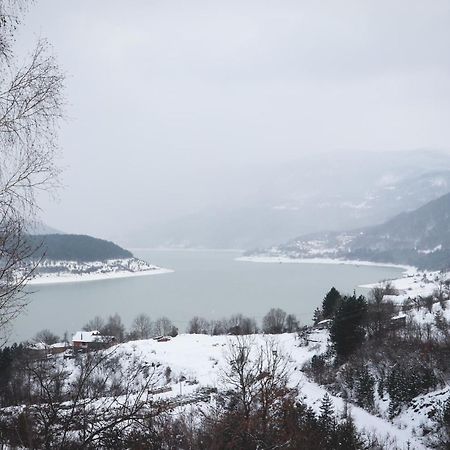 Vila Nemir Zavojsko Jezero Pirot Esterno foto