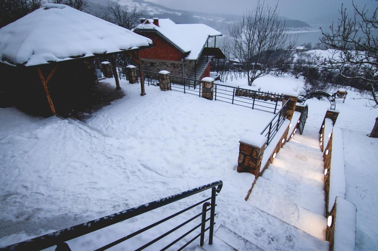 Vila Nemir Zavojsko Jezero Pirot Esterno foto