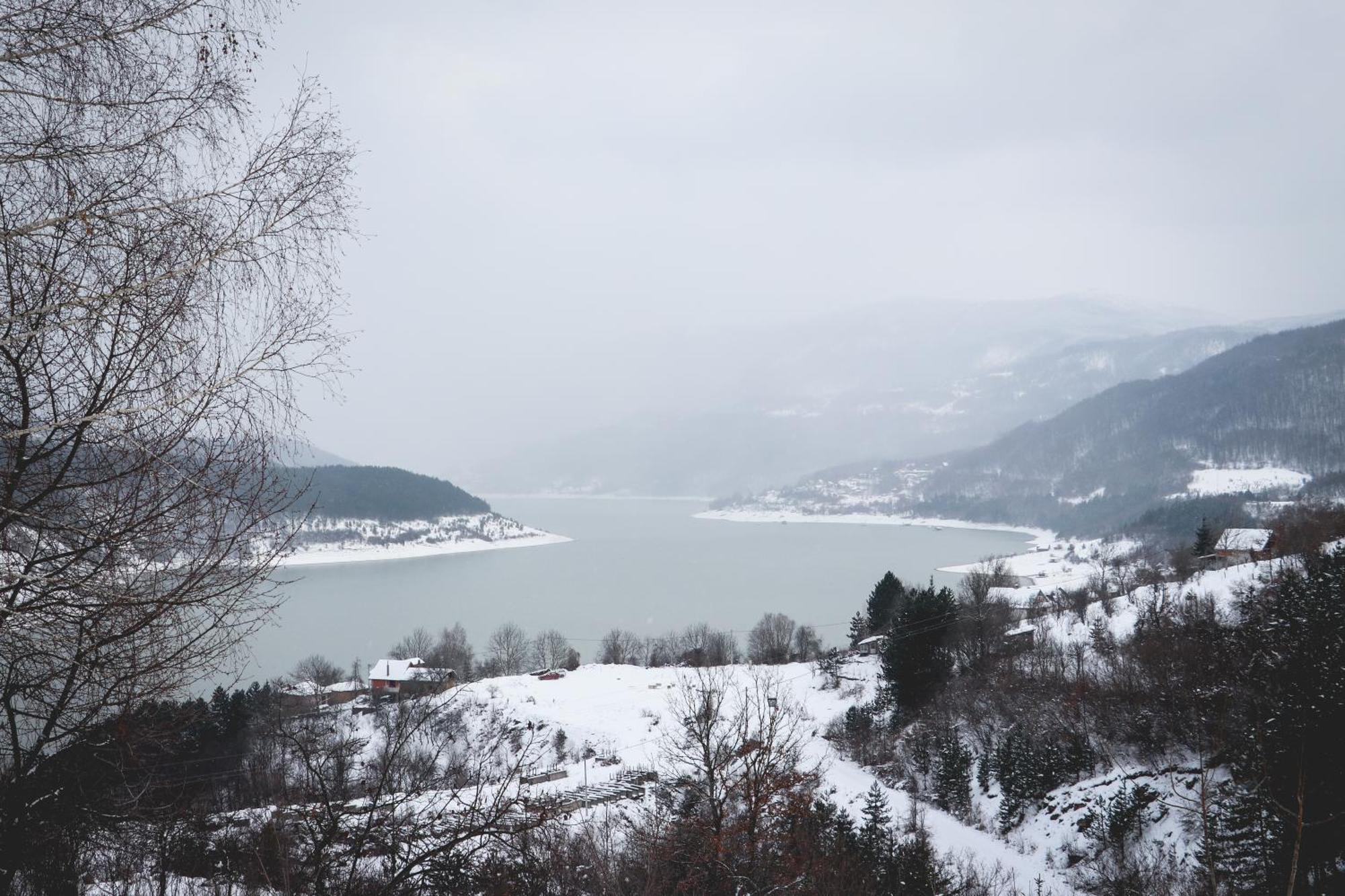 Vila Nemir Zavojsko Jezero Pirot Esterno foto
