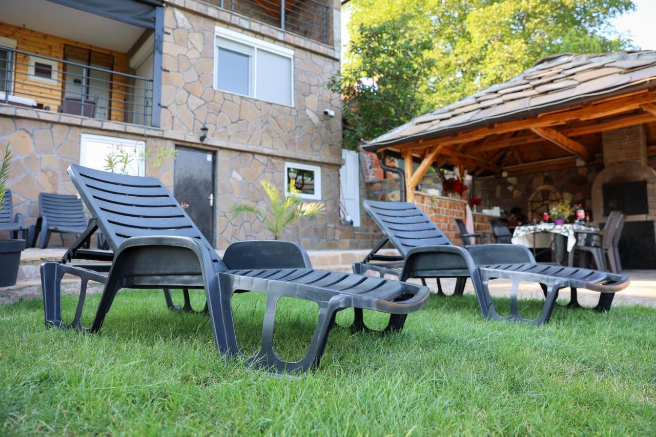 Vila Nemir Zavojsko Jezero Pirot Esterno foto